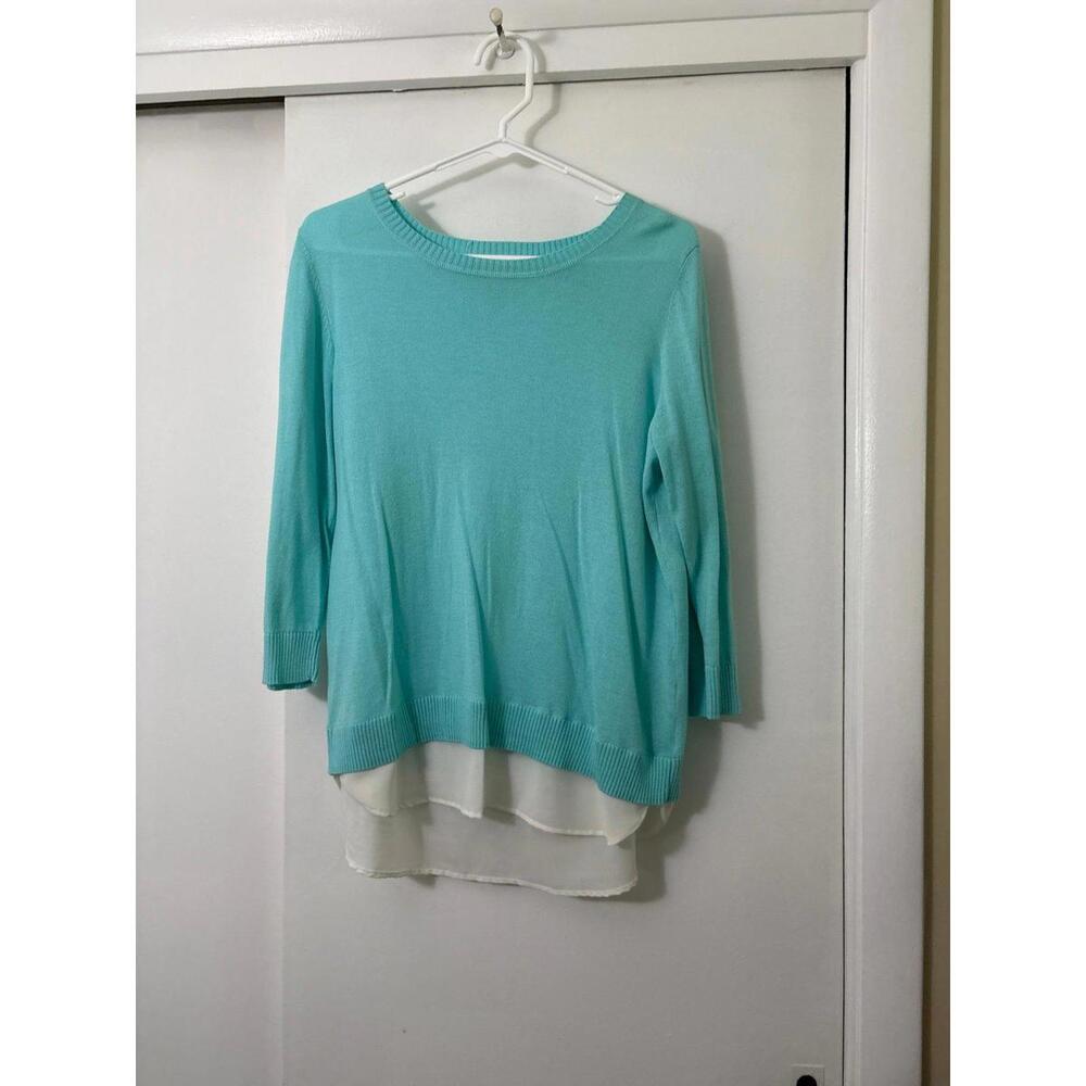 Green 3/4 sleeve shirt